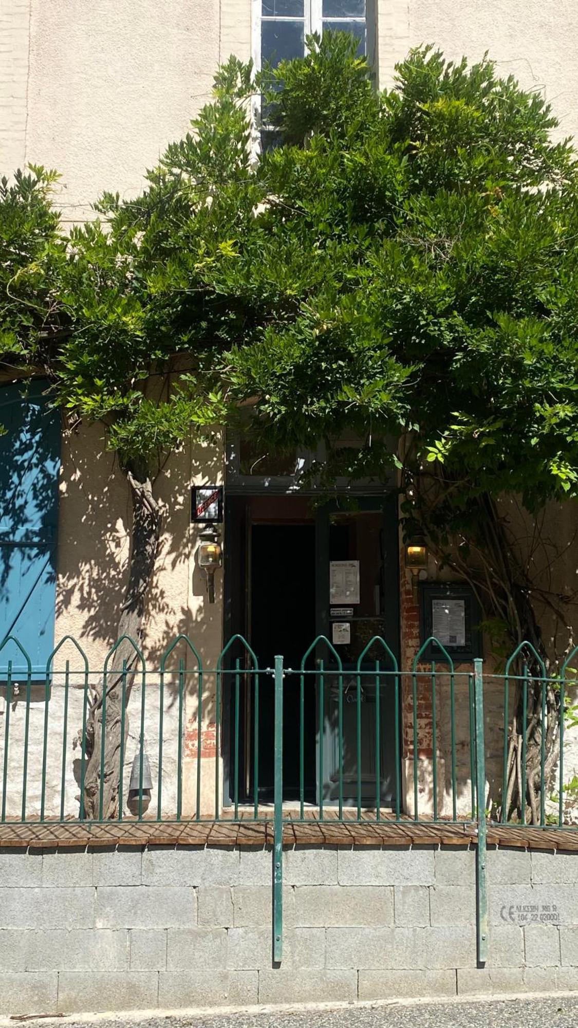Libellule At De L'arac, Bar, Restaurant *